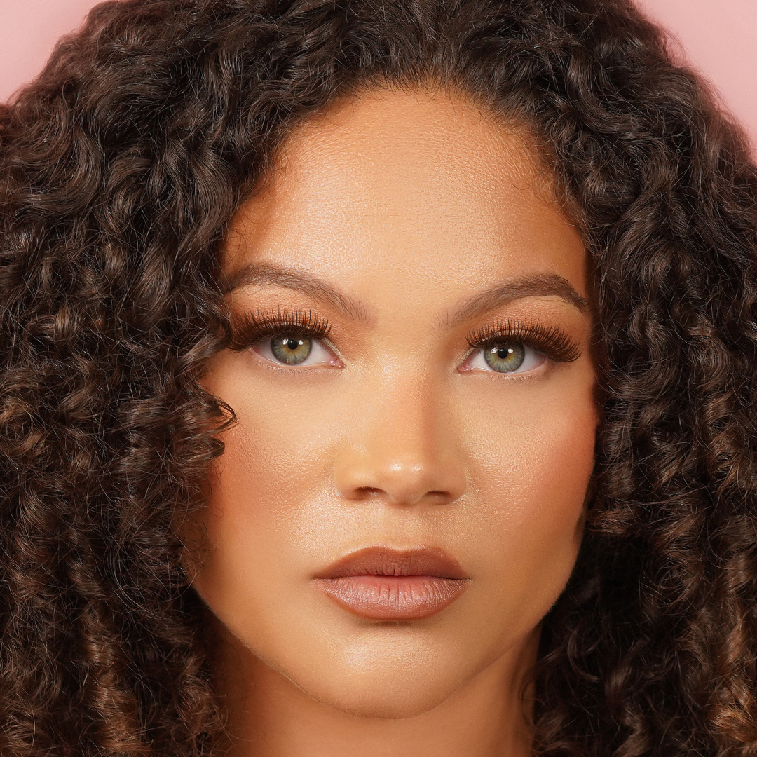 Classic Babe - Strip Lashes